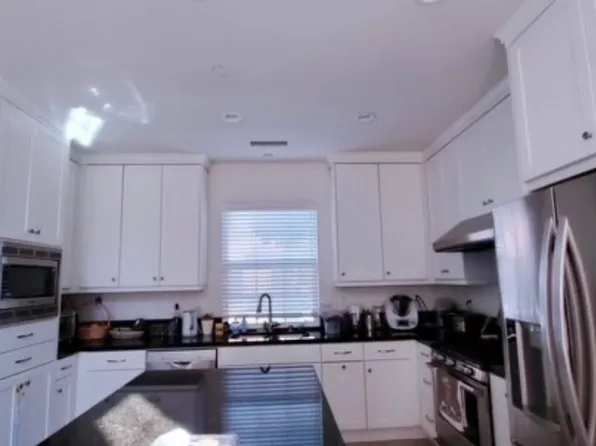 98 Painted Trellis, Irvine, CA 92620