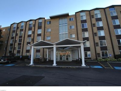 25735 Lorain Rd UNIT 405, North Olmsted, OH, 44070