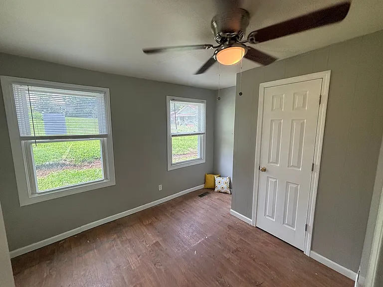 322 Garfield St — Photo 8