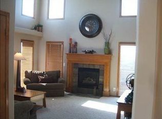 6837 Michelle Ave, La Vista, NE 68128