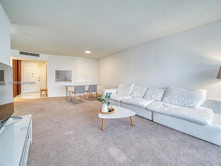 1690 NE 191st St #401-1 — Photo 9