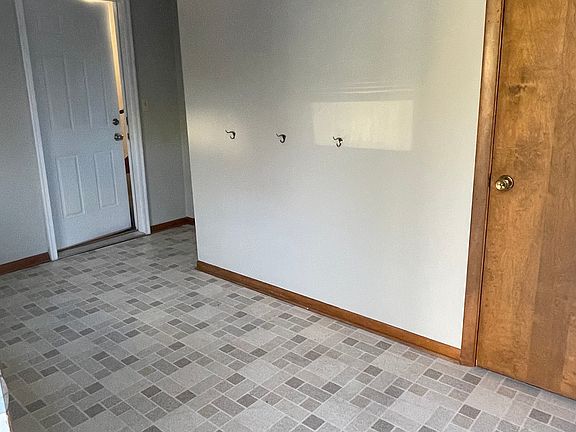 2nd image of 5345 Park Ave