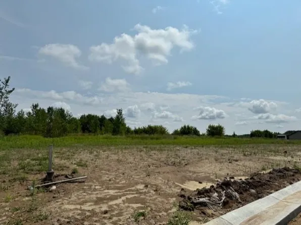 E Dickens St, Rush City, MN 55069