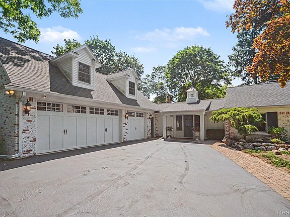 5th image of 3780 Squirrel Rd