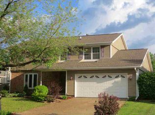 1229 W 57th St, Davenport, IA 52806
