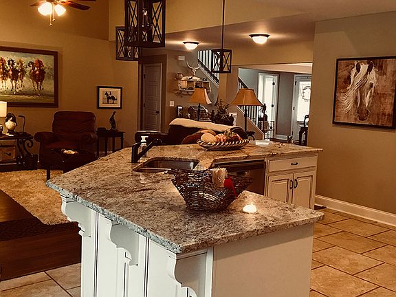 3rd image of 114 Lee Road 2209