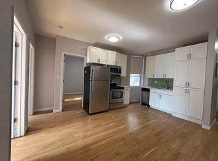 572 E 26th St APT 4H, Brooklyn, NY 11210