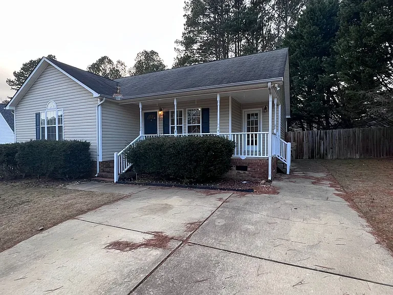 212 Walnut Creek Dr — Photo 1