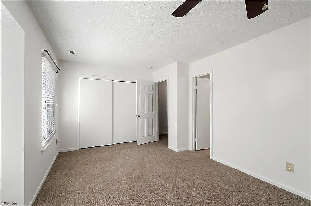 3 bed, 2.5 bath, 1400 sqft, $2,500 — Photo 3