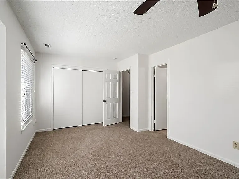 732 Hecate Dr — Photo 8