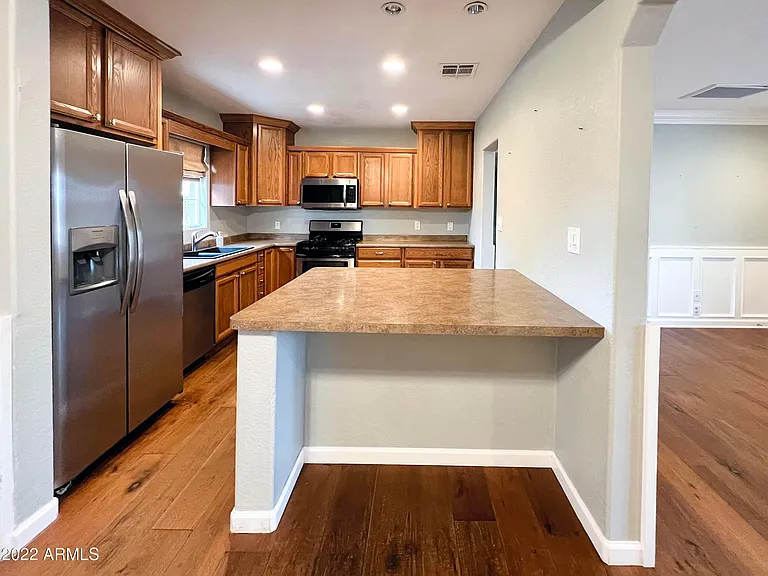 3940 E Glenrosa Ave — Photo 3