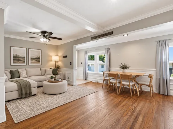 6 Goddard St, Webster, MA 01570