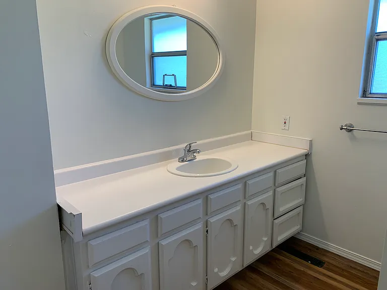 102 Bayside Rd — Photo 8