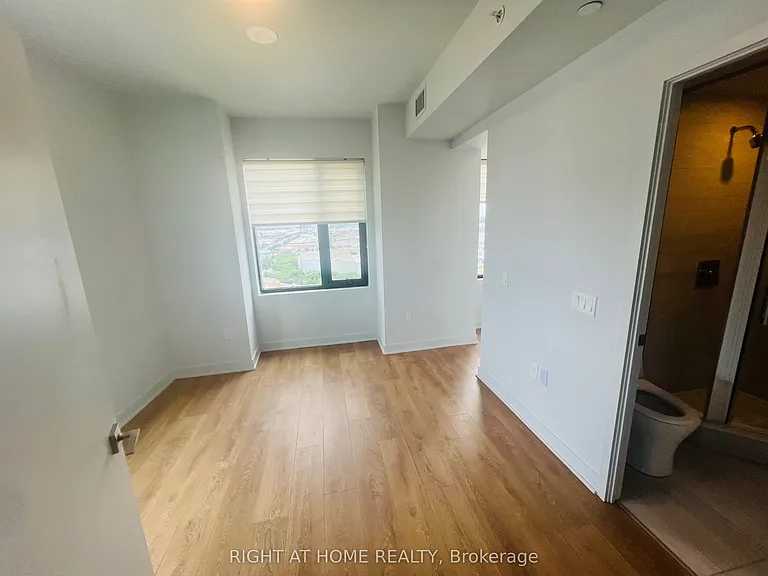 2920 Highway 7 Rd #2402 — Photo 24