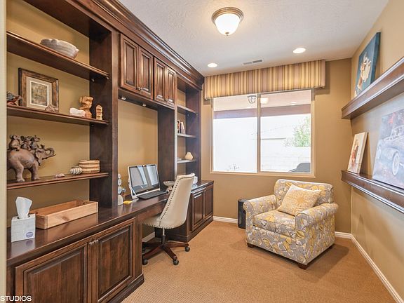 5th image of 1770 N Summerhill Cir