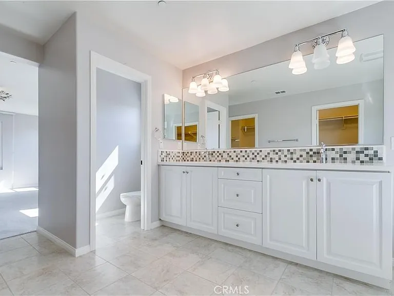 410 Golden Bear Ln — Photo 10