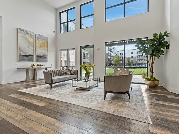 Luxe at Mercer Crossing