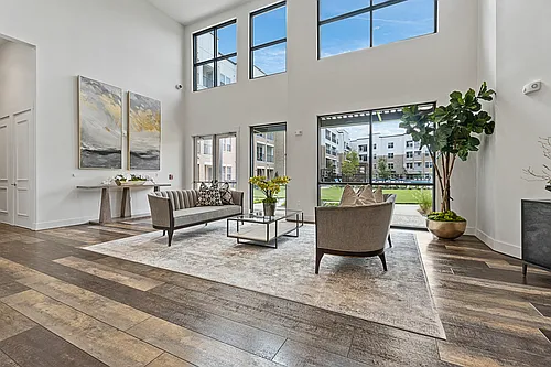 Luxe at Mercer Crossing Photo 1