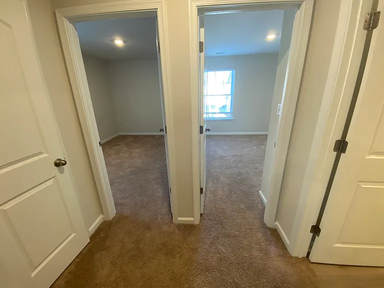 1512 Auckland Ct — Photo 28