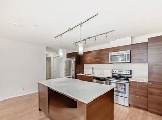 9517 160th Ave NW #303, Edmonton, AB T5Z 0N1