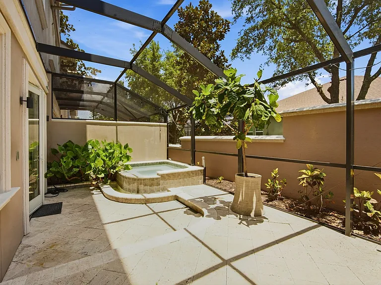 1465 Hillside Landing Dr — Photo 13