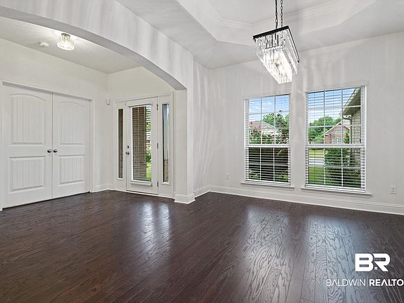 5th image of 8572 Selby Phillips Dr N