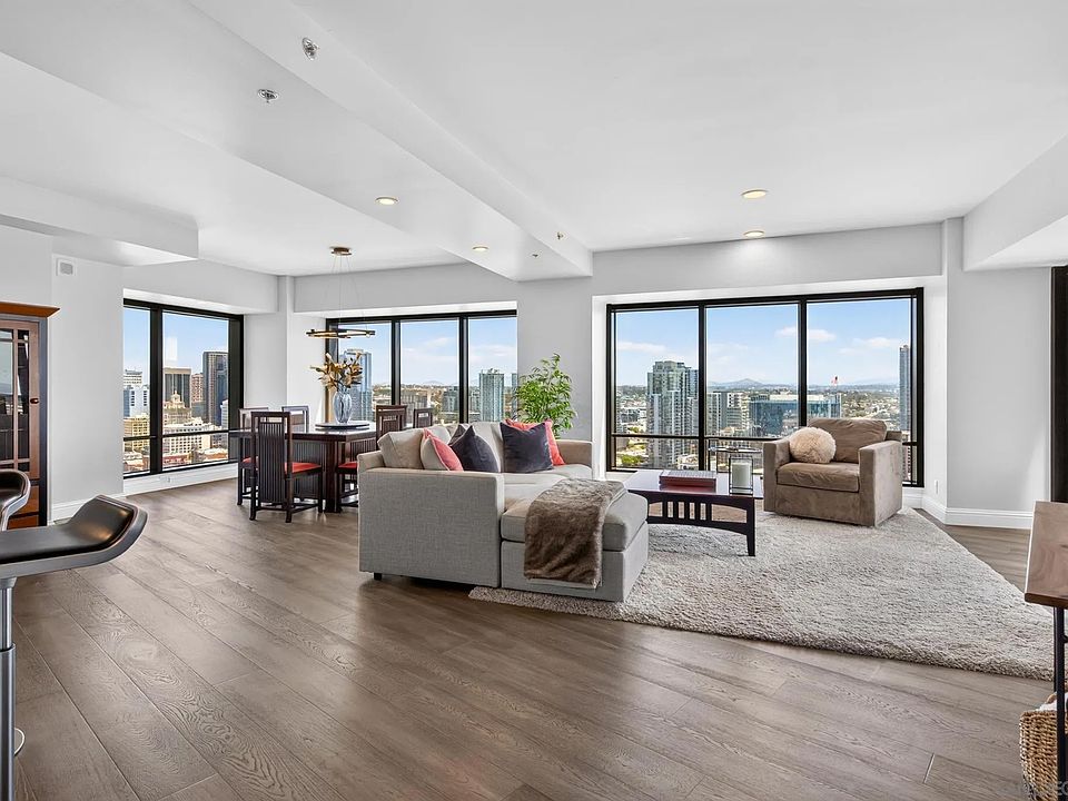 1st image of 200 Harbor Dr Unit 3001