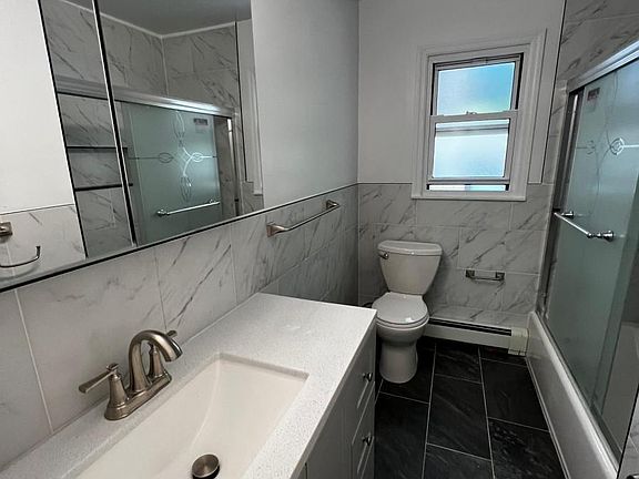 4th image of 15 Glover Ave Floor 2