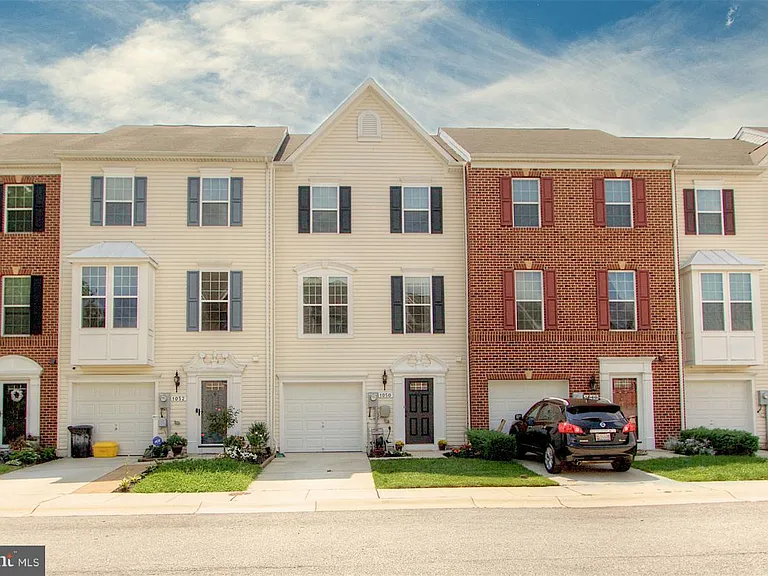 1050 Wisdom Ct — Photo 2