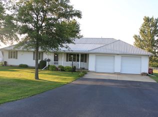 29124 Plautz Rd, Rock Falls, IL 61071