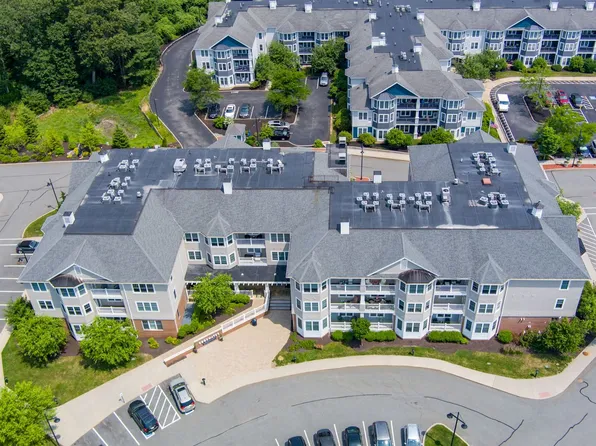 Edgewater Apartments, 11 Roosevelt Cir #11R-113, South Easton, MA 02375