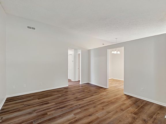 3rd image of 5429 Pecos Ct