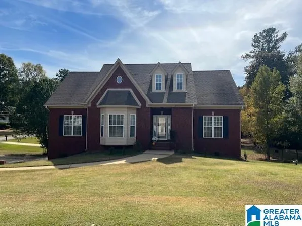 13664 Lisa Dr, Lake View, AL 35111