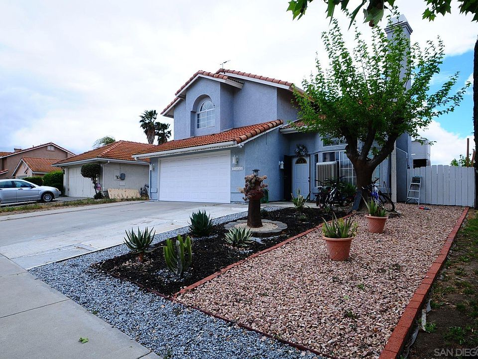 1st image of 23689 Canyon Oak Dr
