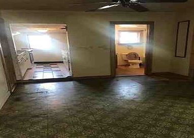 Additional Living Room