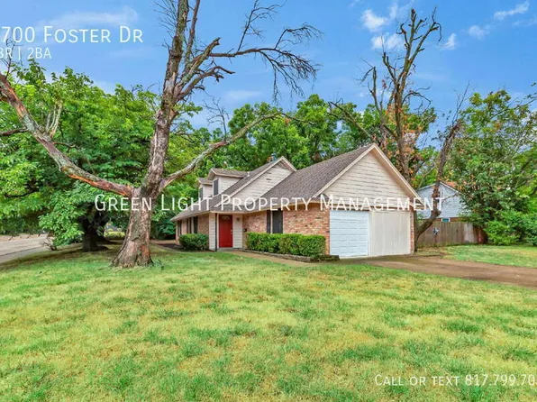 1700 Foster Dr, Arlington, TX 76012