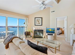 320 Regatta Bay Cir #4A, Lake Ozark, MO 65049