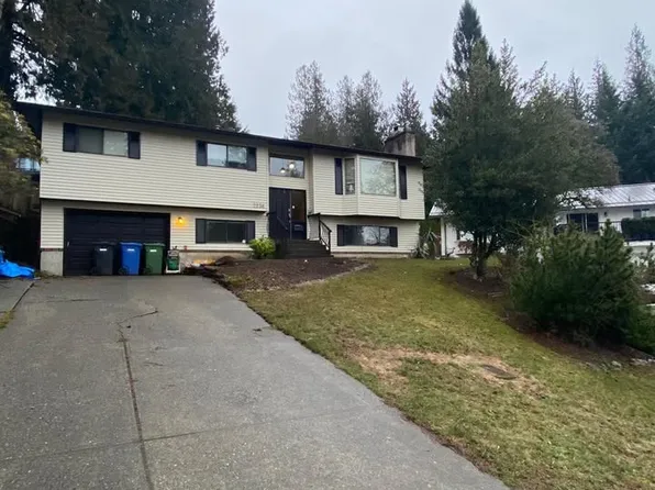 2236 Durham Pl, Abbotsford, BC V2S 5S8