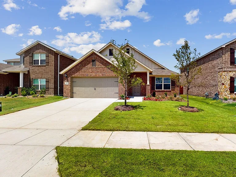 1817 Grassland Dr — Photo 32
