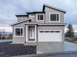 8202 Nixon Rd, Chilliwack, BC V4Z1L3