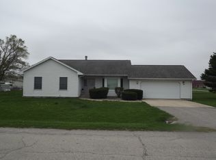 510 W Frontage St, Sheldon, IL 60966