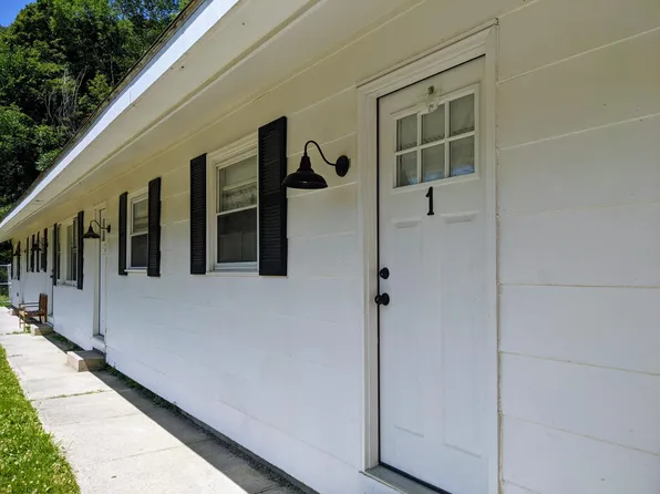 414 Route 346 Unit 2, Pownal, VT 05261