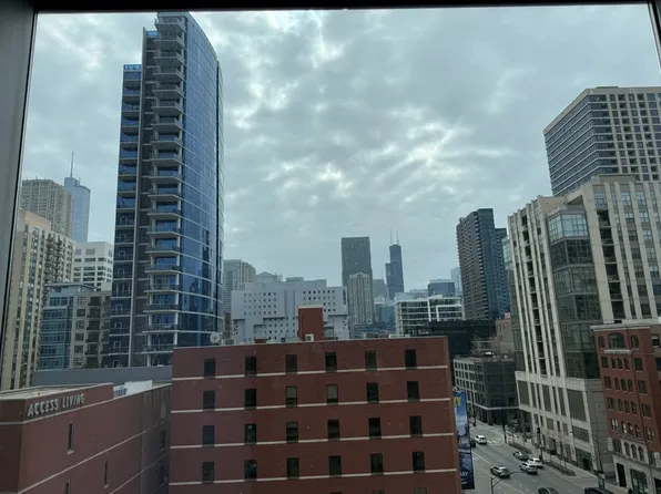 (undisclosed Address), Chicago, IL 60610