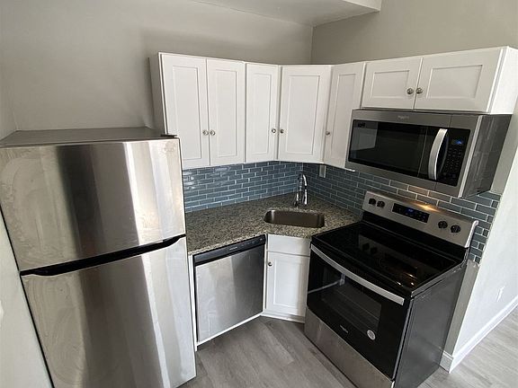 460 Main - Unit 1 - Leased!