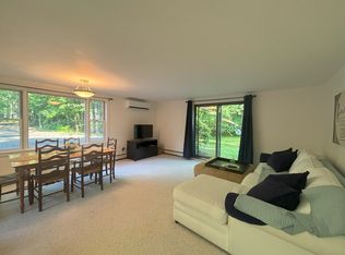 21 Check Point Dr #2, Raymond, ME 04071