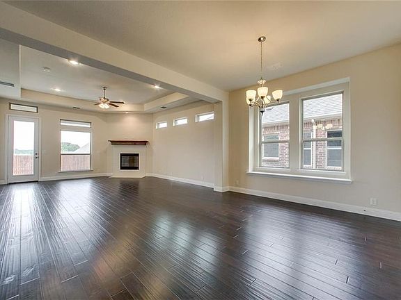 3rd image of 3808 Trinidad Dr