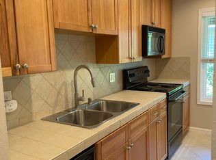 2560 Walnut Blvd APT 4, Walnut Creek, CA 94596