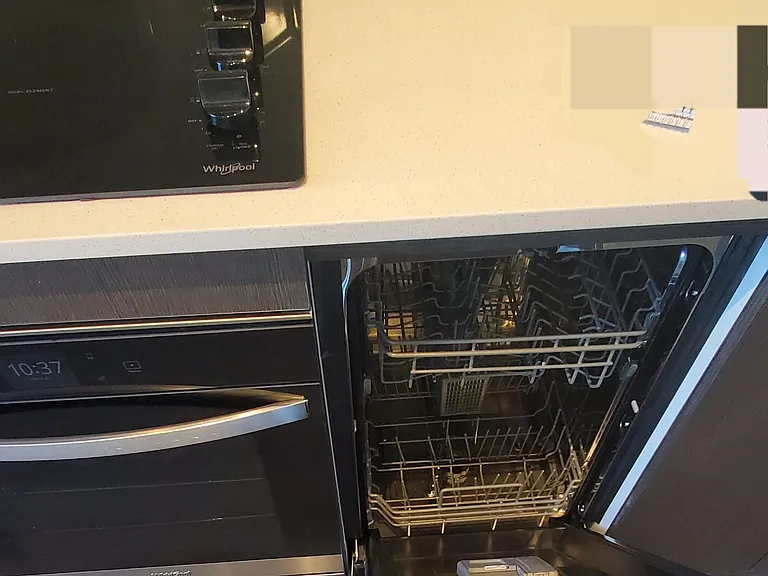 2545 Simcoe St N #803 — Photo 11