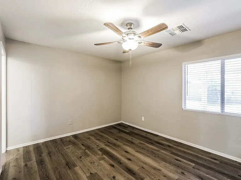 31318 N Shale Dr — Photo 11