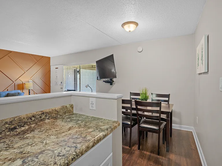 4303 W North A St #107 — Photo 7